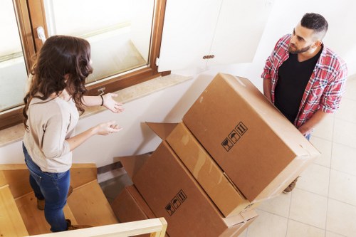Organised self storage in Westhampstead for household belongings